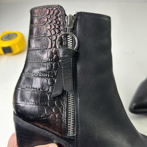 Aldo Black Ankle Boots with Sleek Design and Side Zippers - Picture 10 of 10